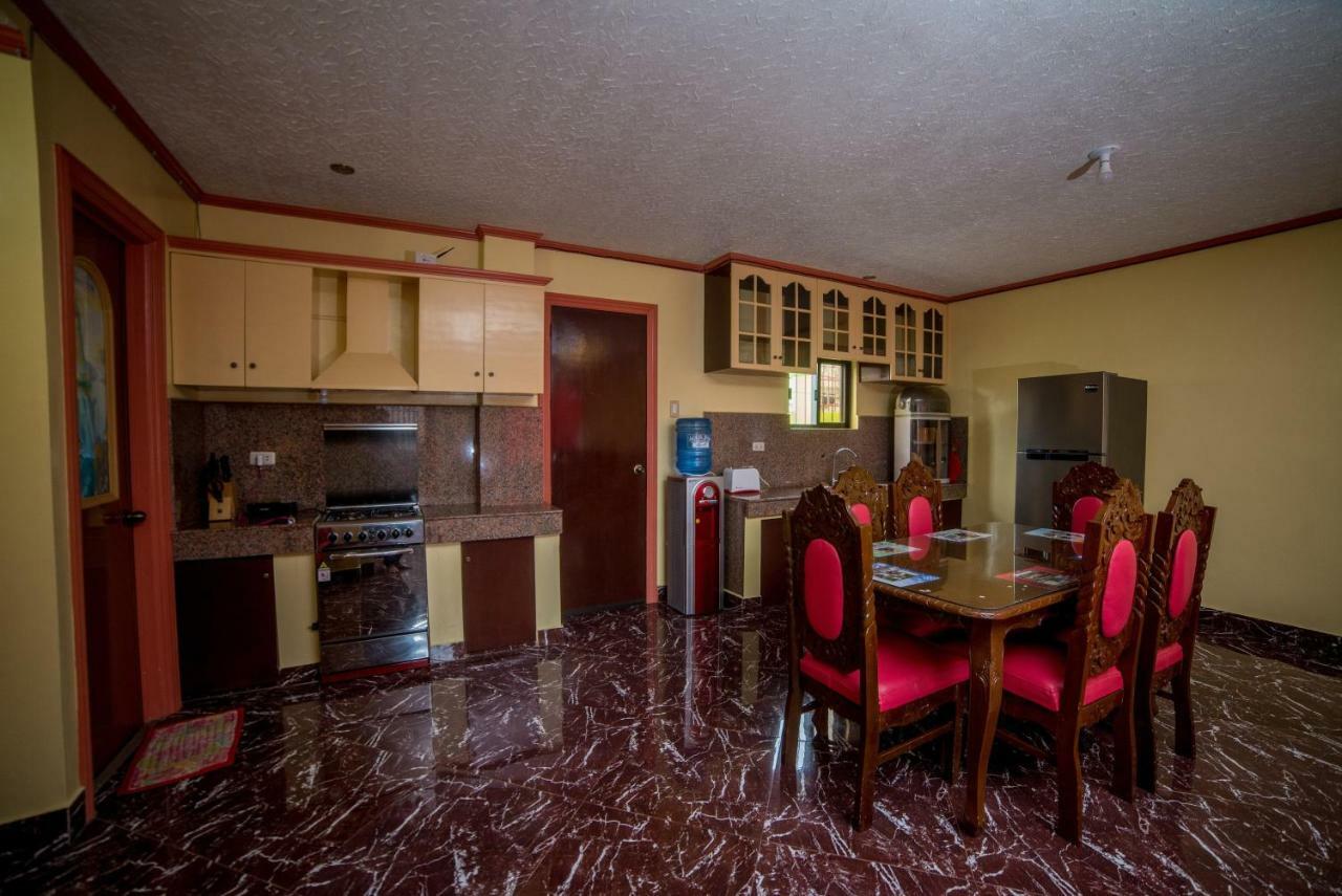 Jenjen'S House Rental Μακτάν Εξωτερικό φωτογραφία